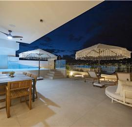 Selection of 5 bedroom seafront villas with heated pool on Ciovo near Trogir, sleeps 10